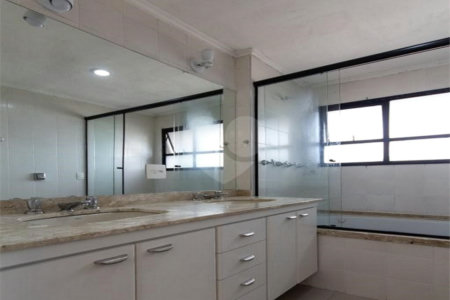 Cobertura à venda com 4 suítes em Vila Sônia, São Paulo, SP