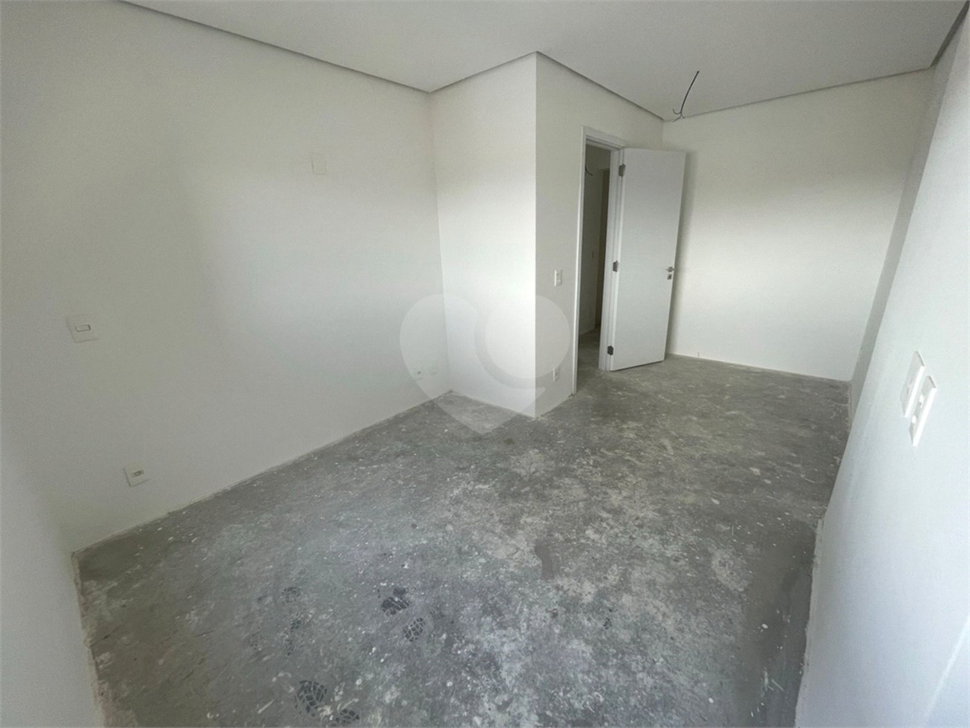 Apartamento à venda com 3 suítes em Água Branca, São Paulo, SP