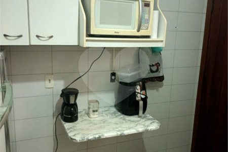 Sobrado à venda com 3 quartos em Jardim Colombo, São Paulo, SP