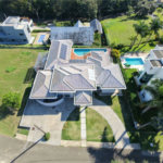 Casa à venda com 5 quartos, sendo 3 suítes, no condomínio Residencial Vale do Lago, Sorocaba - SP