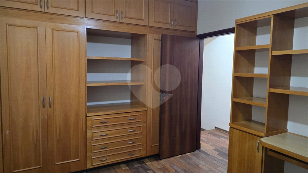 Casa à venda ou para alugar com 4 quartos, sendo 2 suítes, em Jardim Morumbi, Araraquara, SP