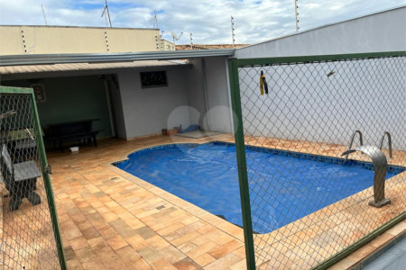 Casa à venda com 2 suítes em Cidade Jardim, Araraquara, SP