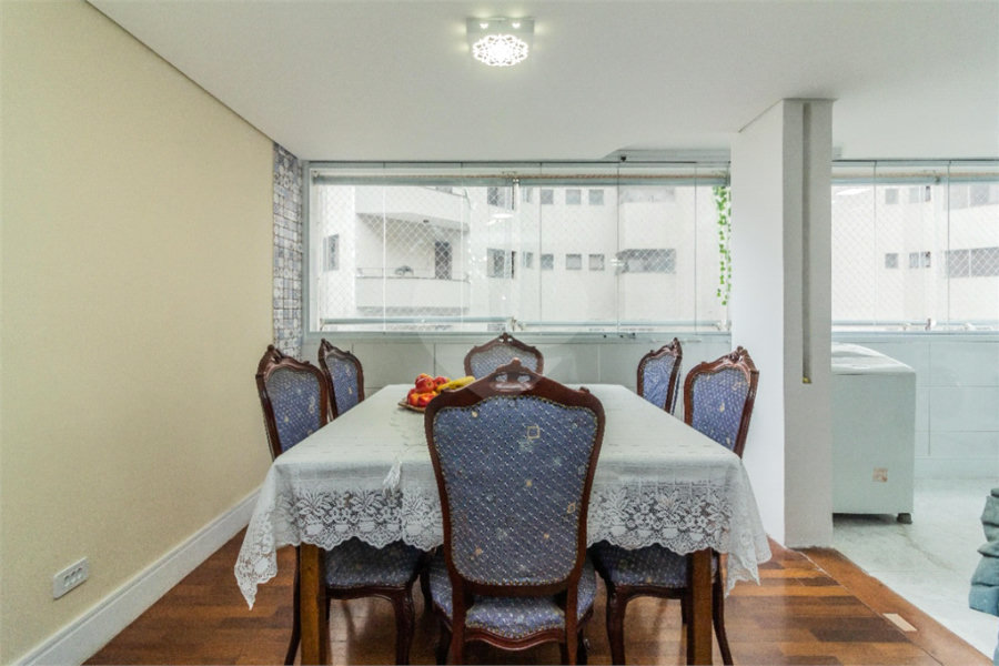 Apartamento à venda com 3 quartos, sendo 1 suíte,  em Paraíso, São Paulo, SP