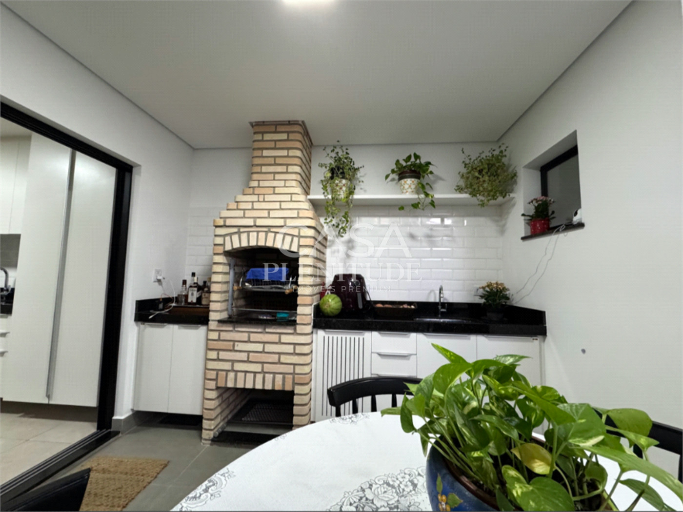 Casa em condomínio à venda com 3 quartos, sendo 1 suíte, em Horto Florestal, Sorocaba, SP