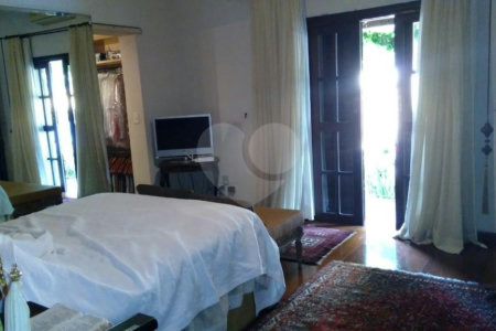 Casa à venda ou para alugar com 4 quartos, sendo 3 suítes, em Lapa, São Paulo, SP