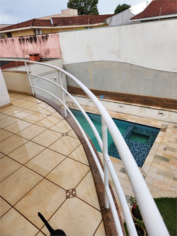 Sobrado à venda com 3 quartos, sendo 1 suíte, em Jardim Vale das Rosas, Araraquara, SP