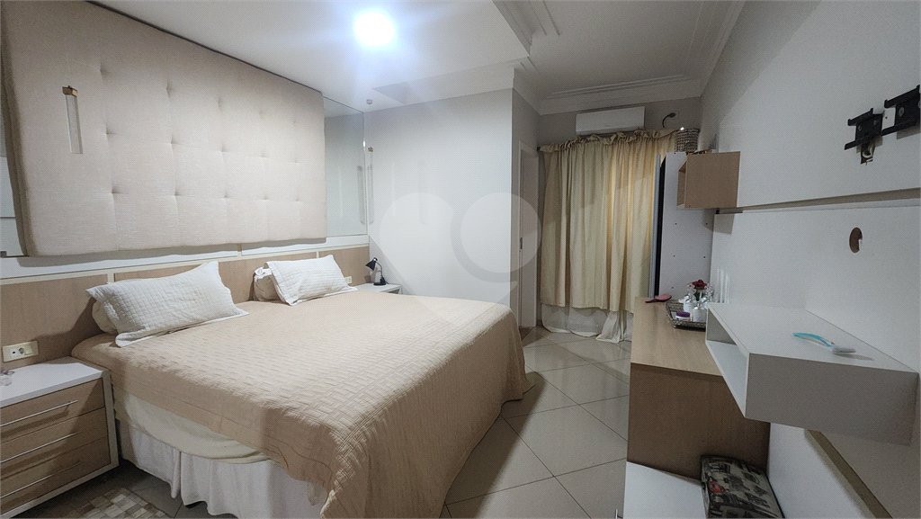 Casa à venda com 3 suítes no condomínio Vivendas do Lago, Sorocaba - SP