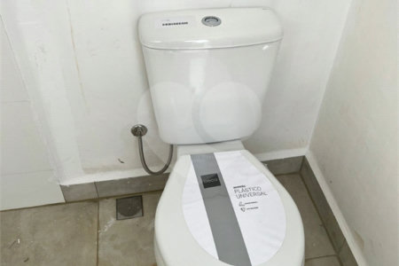 Casa à venda com 3 suítes no condomínio Vida Real, Itupeva - SP
