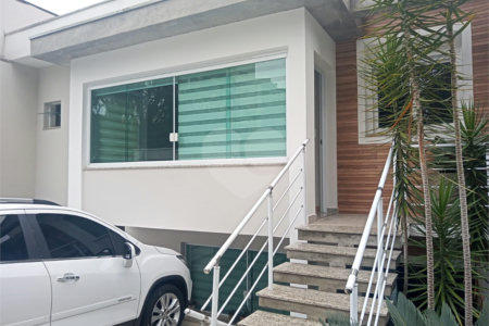 Casa Térrea à venda com 3 quartos, sendo 2 suítes, em Água Fria, São Paulo, SP