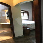Casa à venda com 5 quartos, sendo 3 suítes, no condomínio Recanto das Flores, Indaiatuba - SP