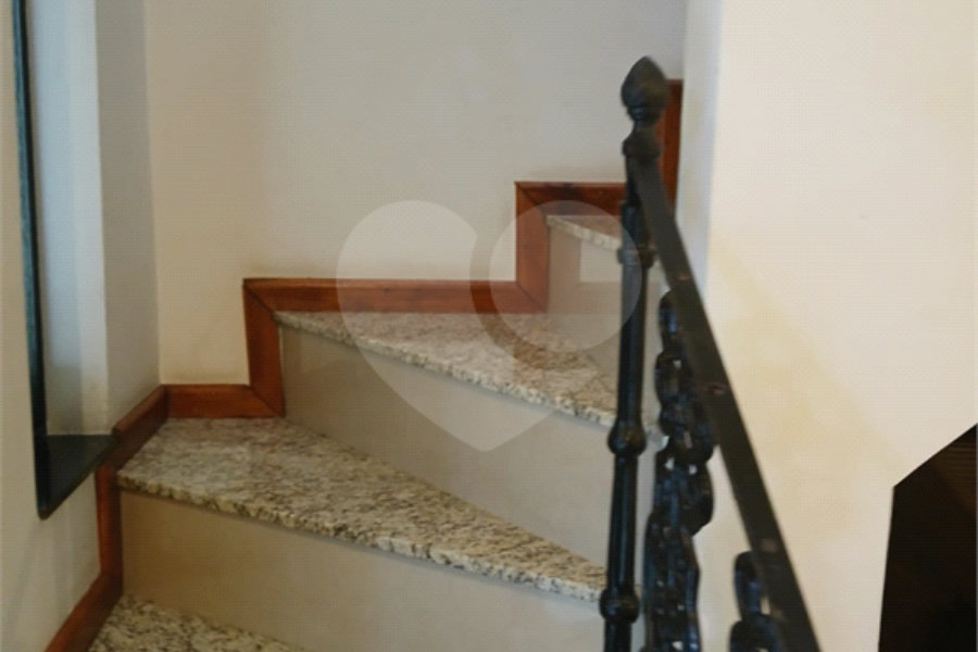 Casa à venda com 4 quartos, sendo 1 suíte, em Vila Romão, Salto, SP