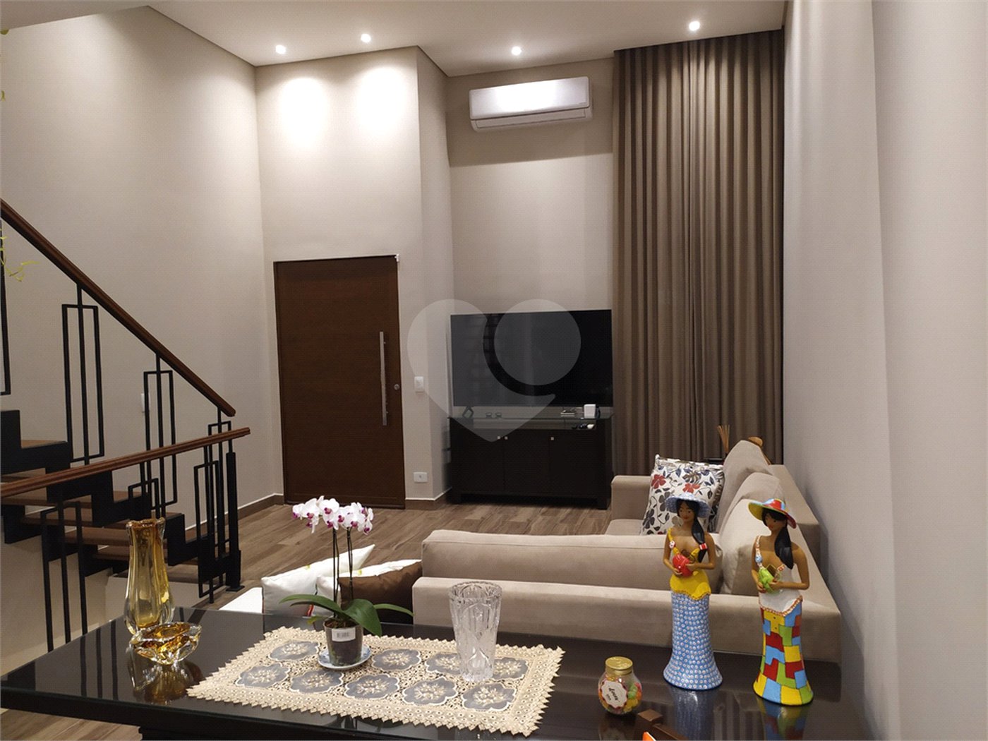 Sobrado à venda com 3 quartos, sendo 1 suíte, em Jardim São Paulo(zona Norte), São Paulo, SP