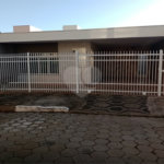 Casa à venda com 4 quartos, sendo 1 suíte, em Vila Rosa, Itapetininga, SP