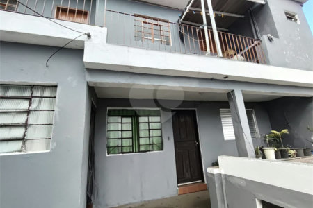 Casa à venda com 3 quartos em Bussocaba, Osasco, SP