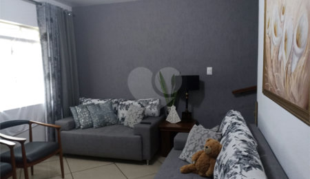 Sobrado à venda com 2 quartos em Tremembé, São Paulo, SP