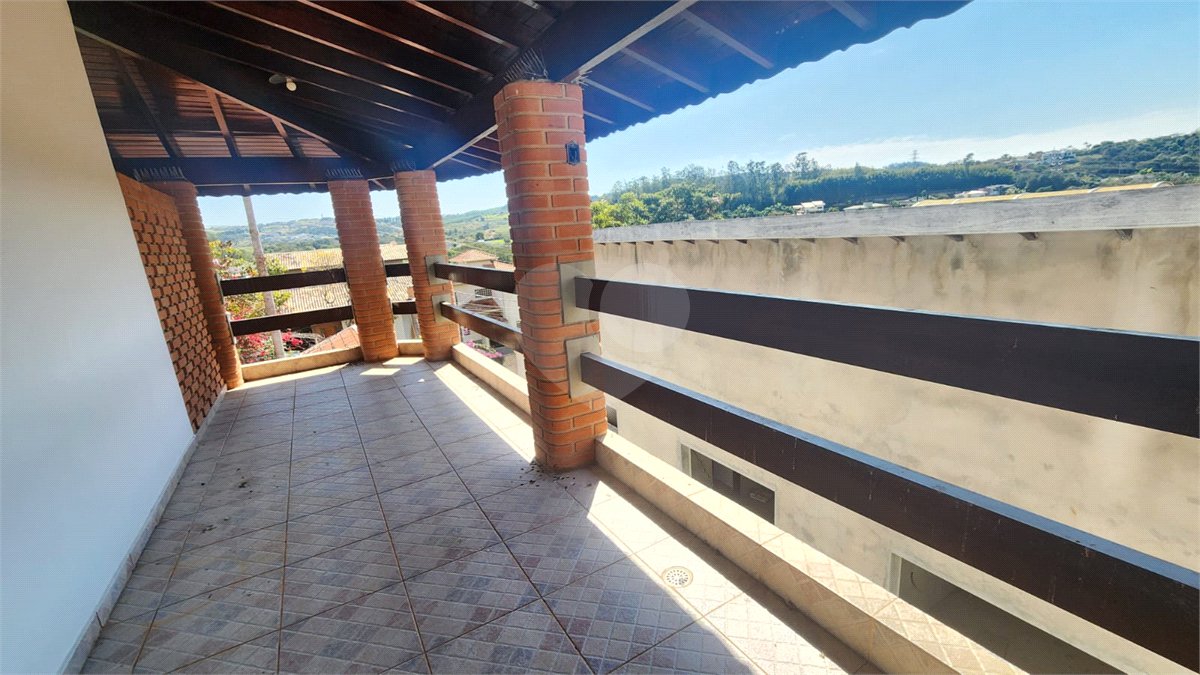 Casa à venda ou para alugar com 3 suítes no condomínio Villagio Capriccio, Louveira - SP