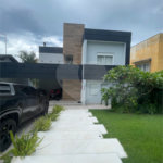 Casa à venda com 3 suítes no condomínio Hills, Arujá - SP