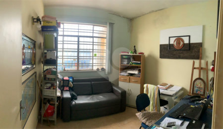 Casa Térrea à venda com 4 quartos, sendo 2 suítes, no Centro, Mogi das Cruzes, SP