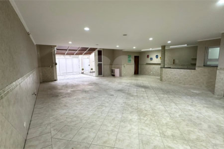 Casa à venda com 4 quartos, sendo 3 suítes, em Vila Galvão, Guarulhos, SP