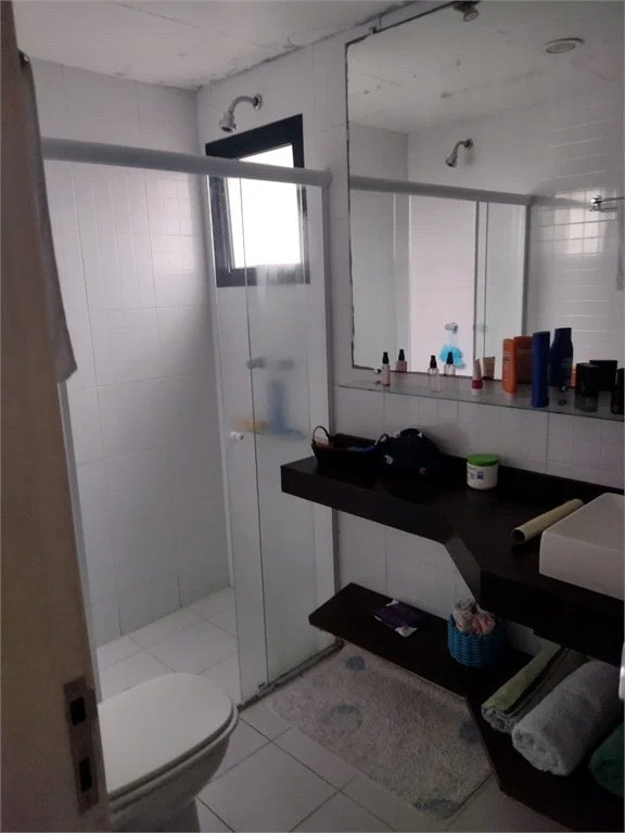Apartamento à venda com 3 suítes em Vila Suzana, São Paulo, SP