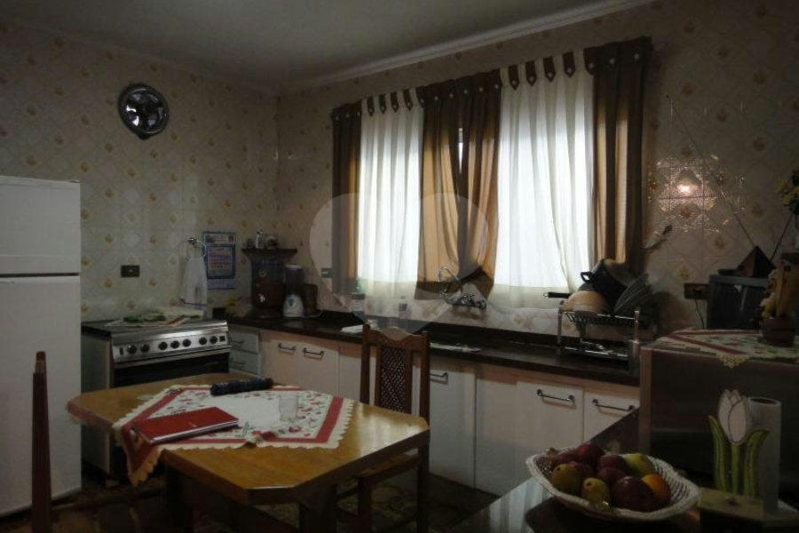 Sobrado à venda com 3 quartos, sendo 2 suítes, em Vila Nova Cachoeirinha, São Paulo, SP
