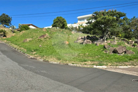 Terreno à venda em Pinheiro, Valinhos, SP
