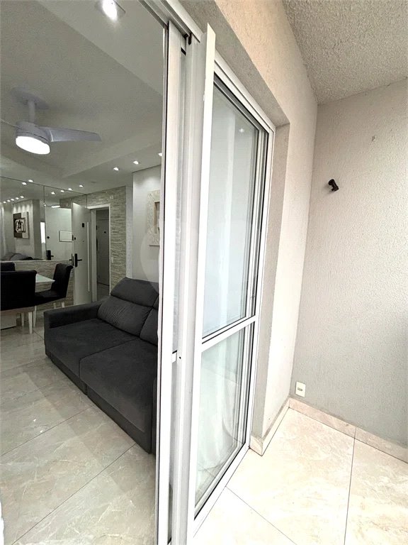 Apartamento na Vila Augusta com 2 dormitórios (1 suíte)
