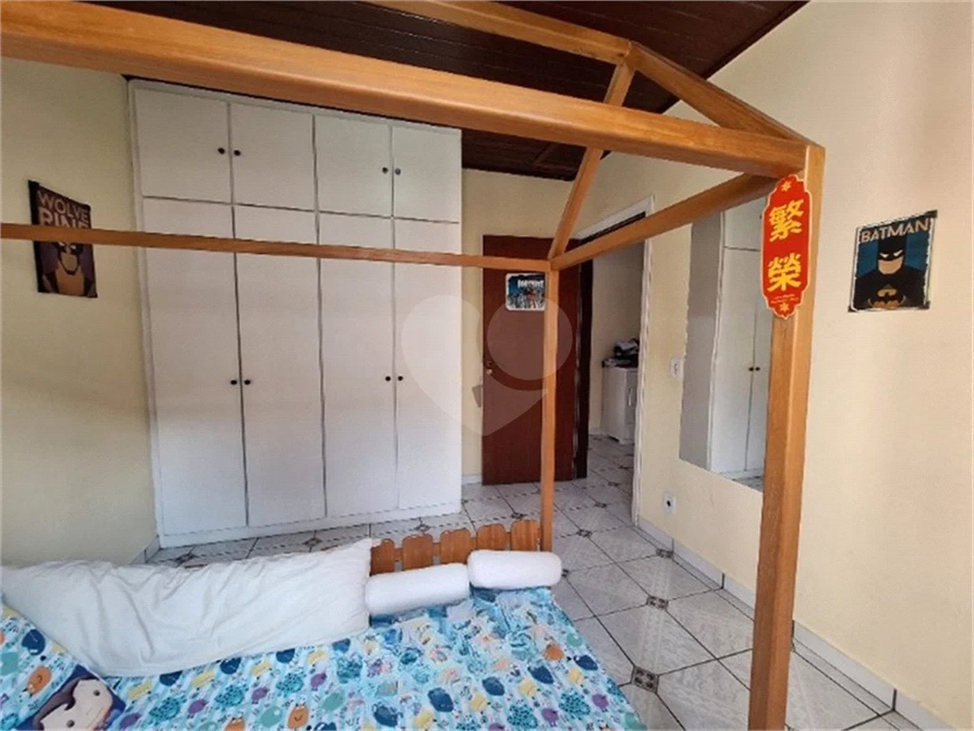 Casa para alugar com 3 quartos, sendo 1 suíte,  no condomínio Estância Marambaia, Vinhedo - SP