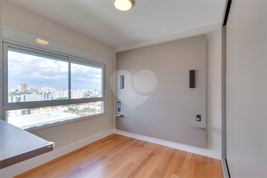 Apartamento à venda com 3 quartos, sendo 2 suítes, em Santo Amaro, São Paulo, SP