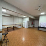 Apartamento com 2 dormitórios e suíte + dependência de serviço completa na Ponta da Praia – Localização privilegiada próximo à Praça Dino Bueno