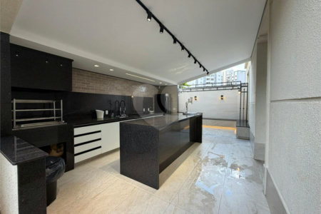 Apartamento à venda com 3 quartos, sendo 1 suíte,  em Vila Regente Feijó, São Paulo, SP