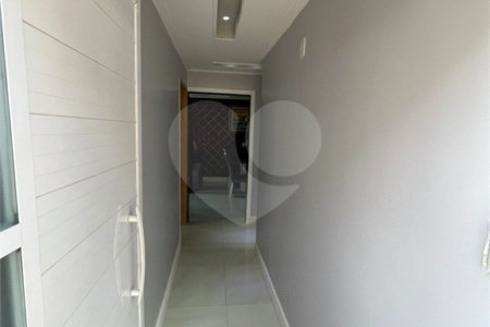 Sobrado à venda com 3 quartos, sendo 1 suíte, em Santíssimo, Rio de Janeiro, RJ