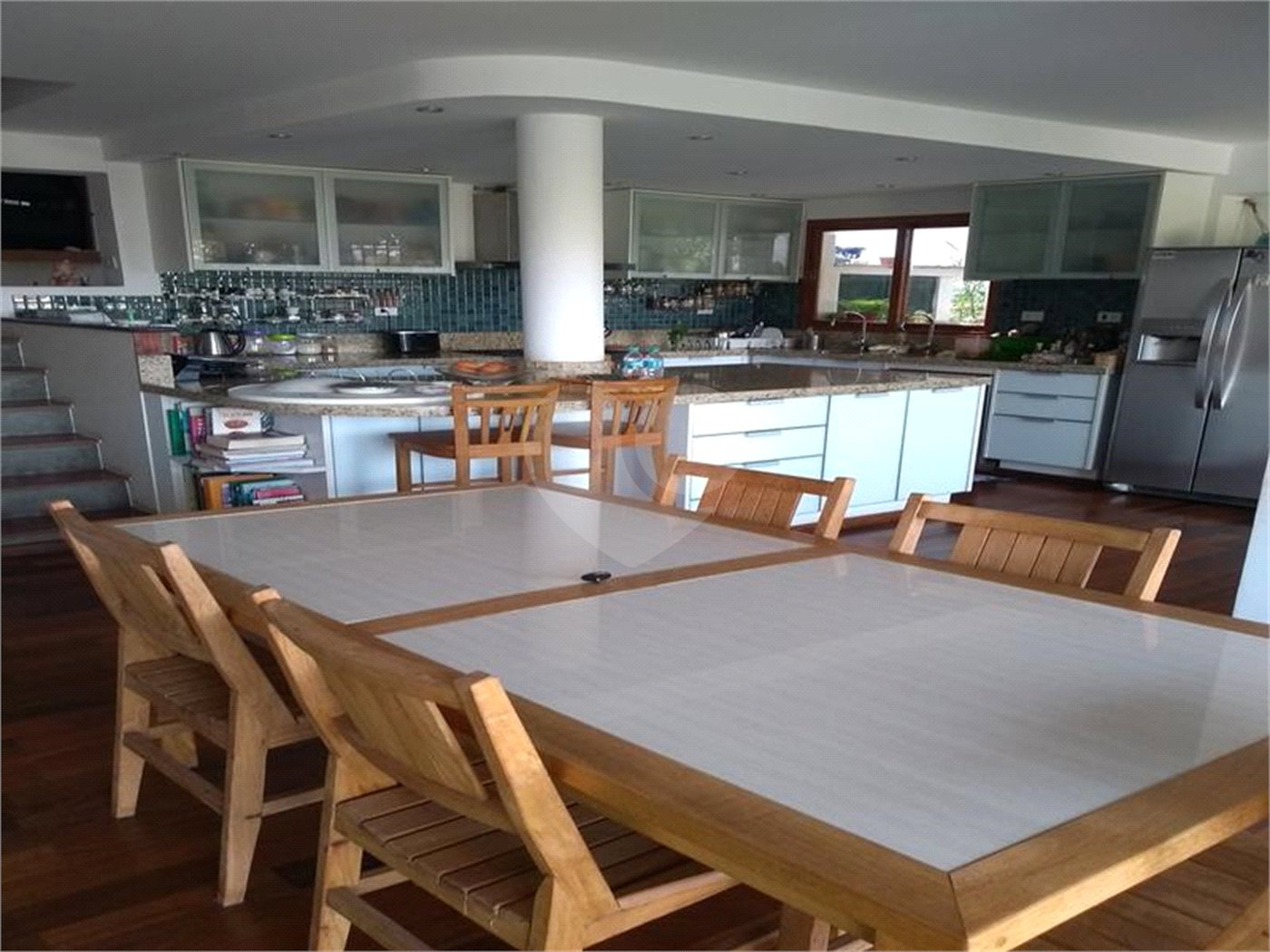 Casa à venda com 5 suítes em Vila Pirajussara, São Paulo, SP