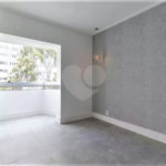 Apartamento à venda com 3 quartos, sendo 1 suíte,  em Jardim Marajoara, São Paulo, SP