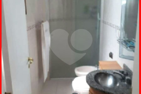 Sobrado à venda com 3 suítes em Lar São Paulo, São Paulo, SP