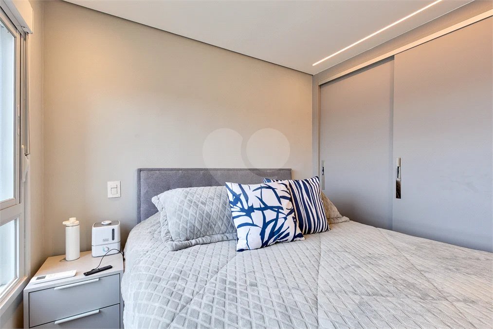 Apartamento à venda com 2 suítes em Santo Amaro, São Paulo, SP