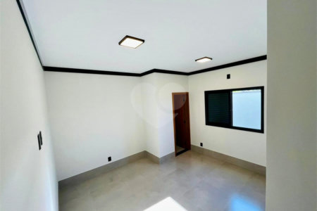 Casa à venda com 3 quartos, sendo 1 suíte,  no condomínio Cerejeiras, Araçoiaba da Serra - SP