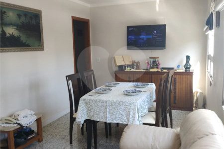 Apartamento à venda com 3 quartos, sendo 1 suíte,  em Vila Adyana, São José dos Campos, SP