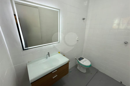 Casa Térrea à venda ou para alugar com 2 suítes em Alvinópolis, Atibaia, SP