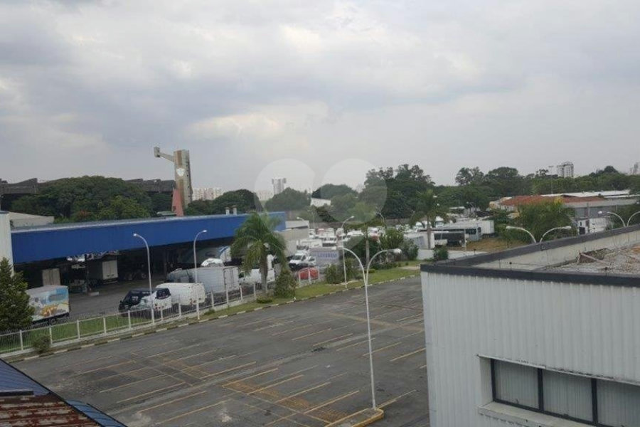 Prédio à venda em Santana, São Paulo, SP