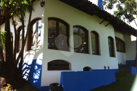 Sítio à venda com 6 quartos, sendo 5 suítes, em Dos Mimis, Piracaia, SP