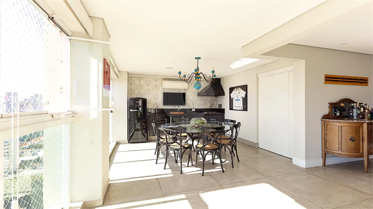 Apartamento à venda com 3 suítes em Vila Olímpia, São Paulo, SP