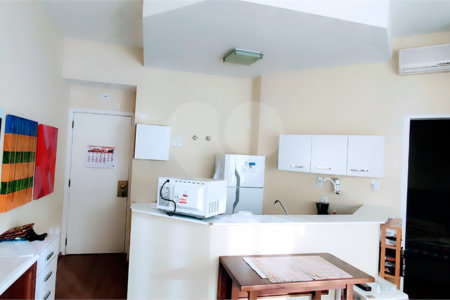 Flat à venda com 1 quarto em Jardim Ampliação, São Paulo, SP