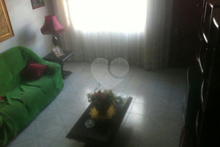 Sobrado à venda com 2 quartos em Santana, São Paulo, SP