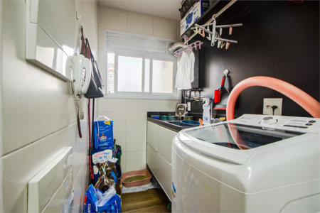 Apartamento à venda com 2 quartos, sendo 1 suíte,  em Jardim das Acácias, São Paulo, SP