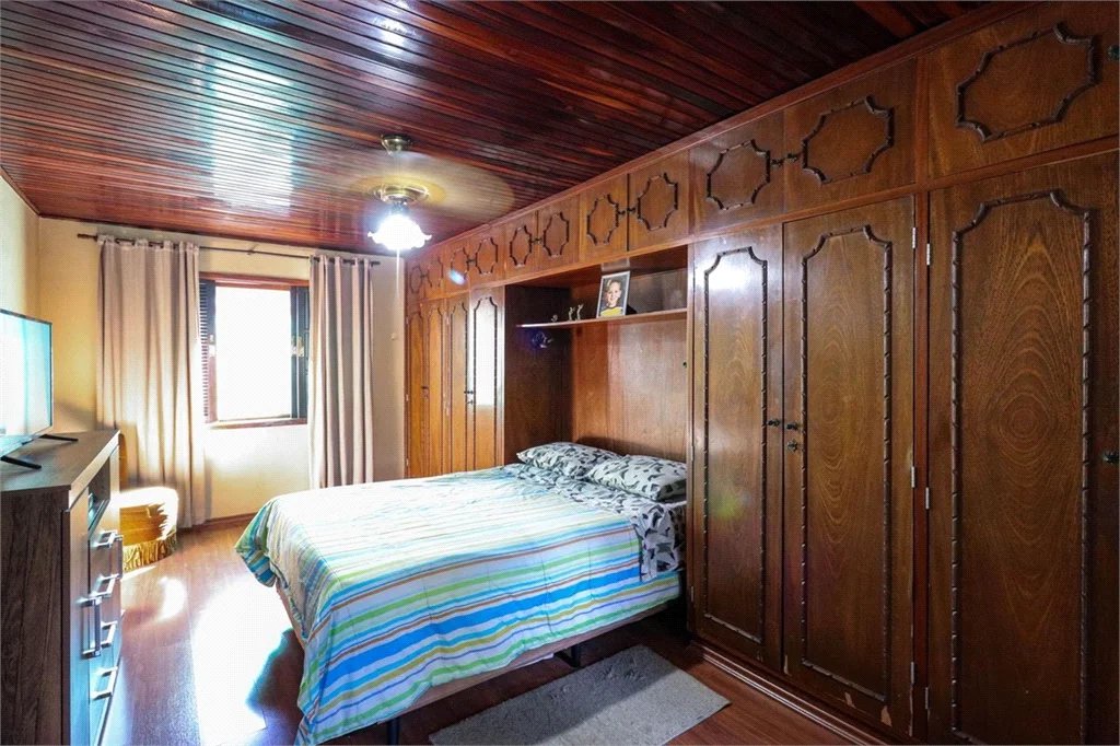 Casa à venda com 4 suítes em Vila Sônia, São Paulo, SP