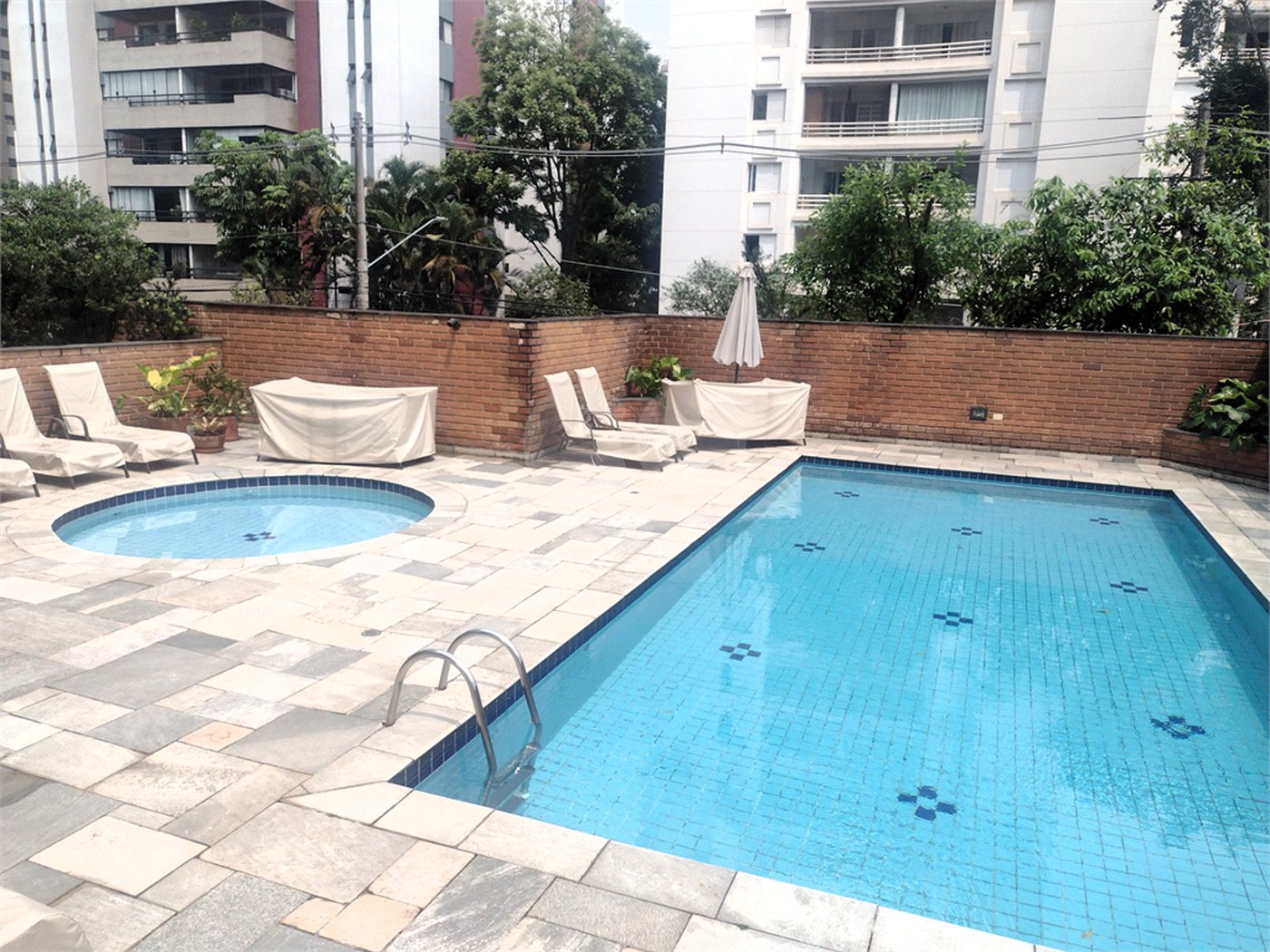 Apartamento à venda com 3 quartos, sendo 1 suíte, em Real Parque, São Paulo, SP