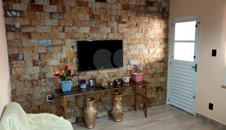 Casa Térrea à venda com 4 quartos em Vila Prado, São Carlos, SP