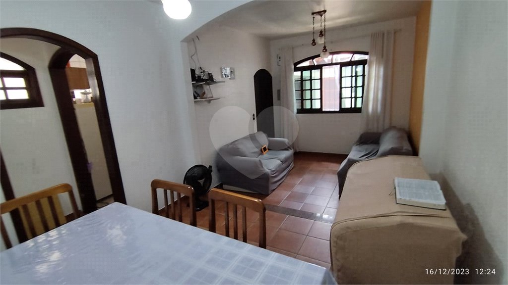 Casa à venda com 2 quartos em Vila Paulista, Mogi das Cruzes, SP