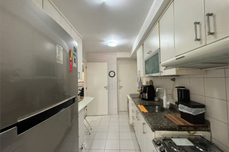 Apartamento à venda com 3 quartos, sendo 1 suíte, em Vila Andrade, São Paulo, SP